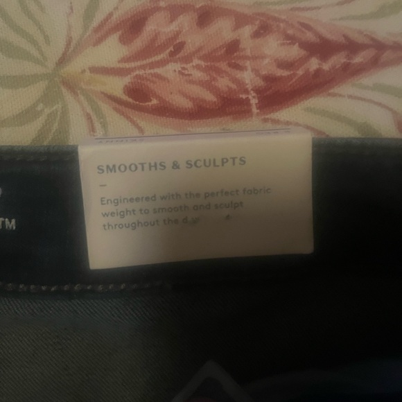 NWT Universal Thread High Rise Skinny Jeans - Picture 4 of 11